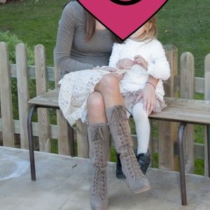 Vintage lace midi dress